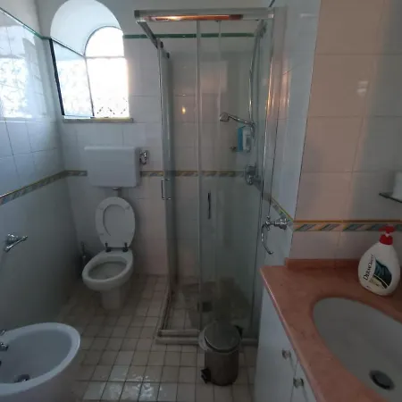 Bed & Breakfast La Dacia Di Gina *